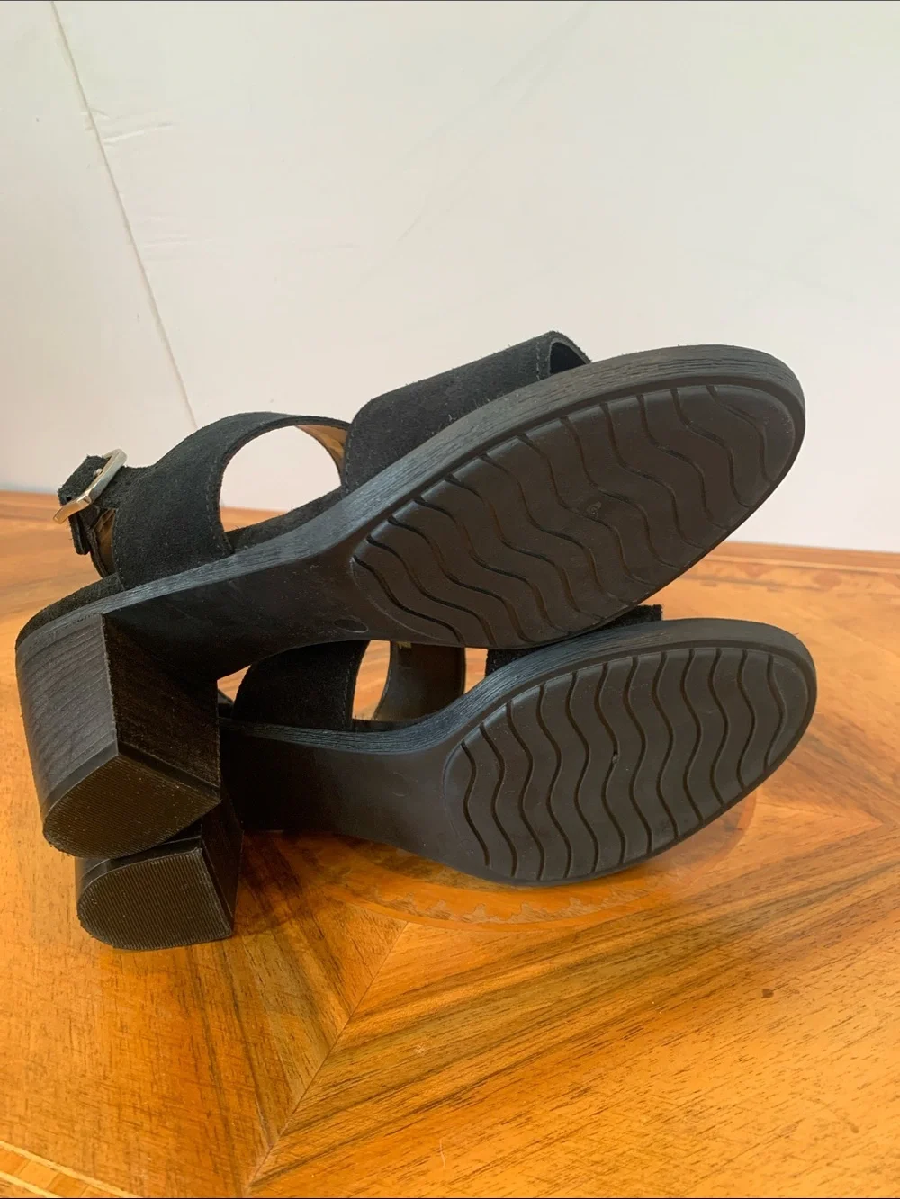 Mariella Italy Women’s Size 9.5 Classic Black Suede Slingback Sandals Block Heel